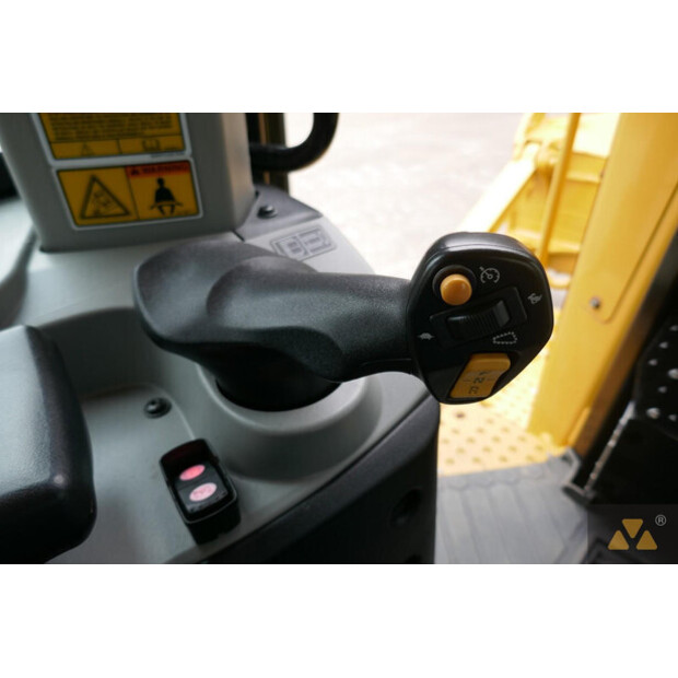 2018 كاتربيلر D8T-43225182