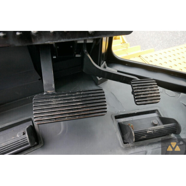 2018 كاتربيلر D8T-43225185