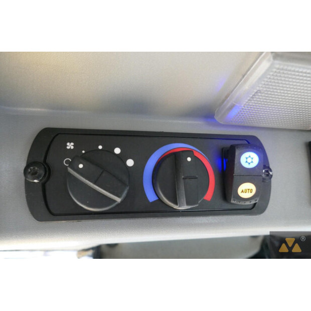 2018 كاتربيلر D8T-43225189