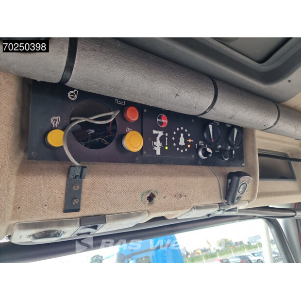 2005 Renault KERAX 420-43225211