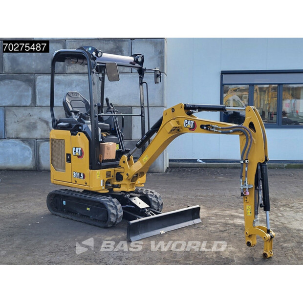 2023 Caterpillar 301.5-43225956