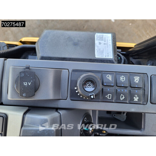 2023 Caterpillar 301.5-43225976