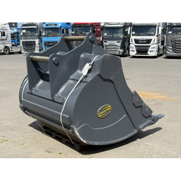 2025 Strickland S80-43226017