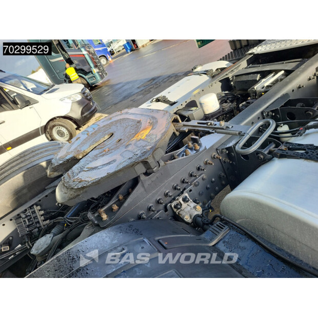 2021 فولفو FH500-43226527