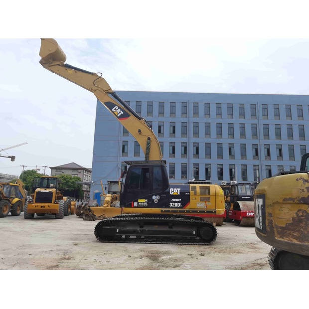 2020 Caterpillar 320D-43227029