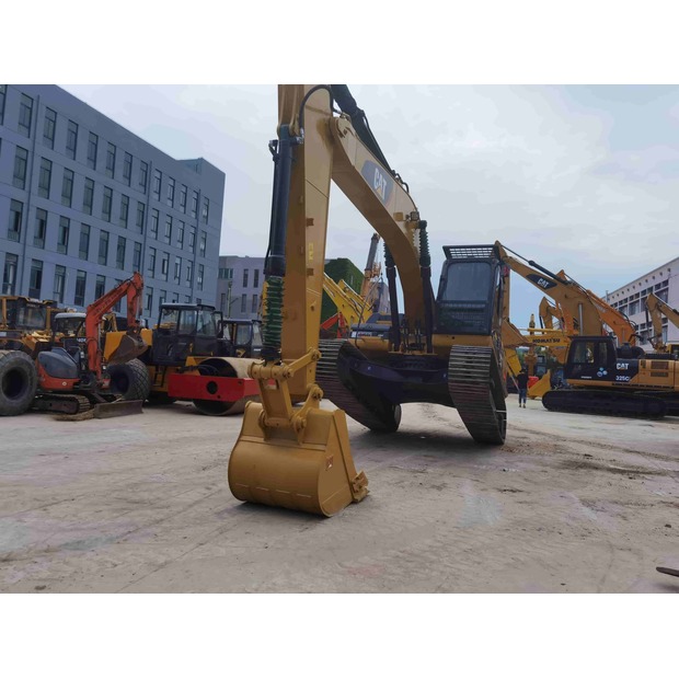 2020 Caterpillar 320D-43227036