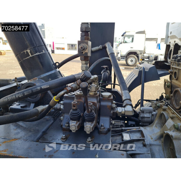 2017 Mercedes-Benz Arocs 4142-43227280