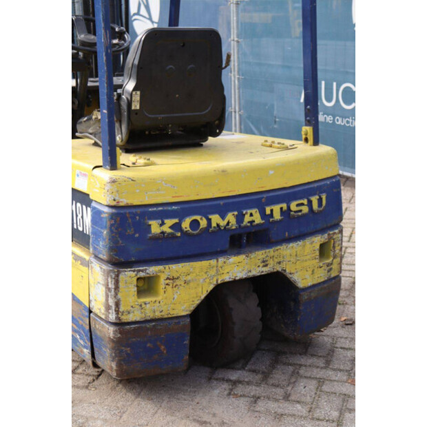 كوماتسو FB18M-2-43228263