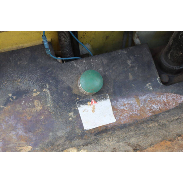 كوماتسو FB18M-2-43228274