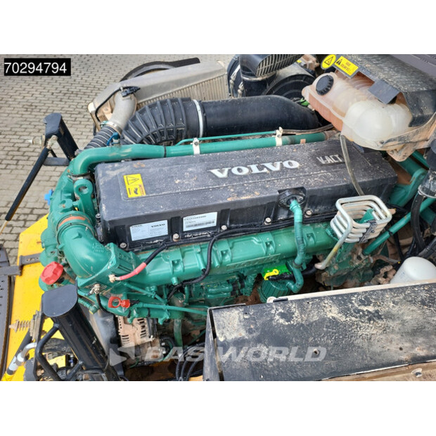 2016 فولفو A40G-43228382