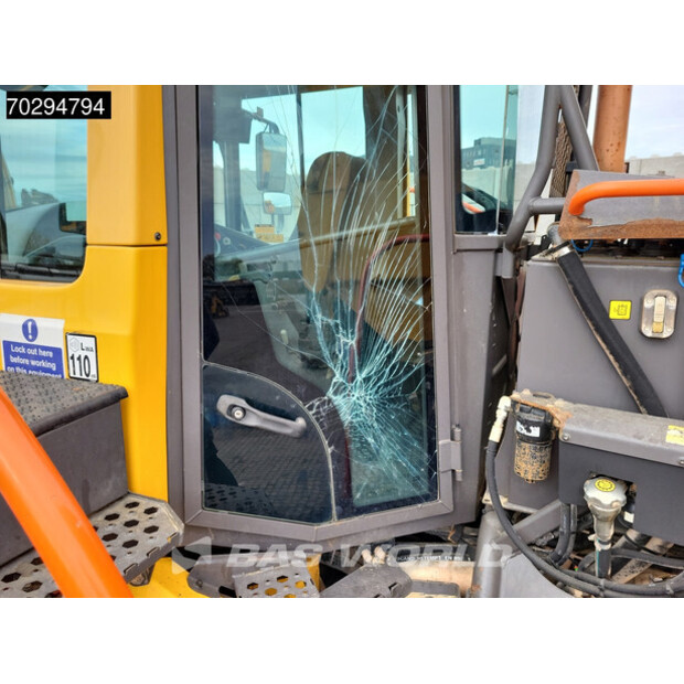 2016 فولفو A40G-43228393