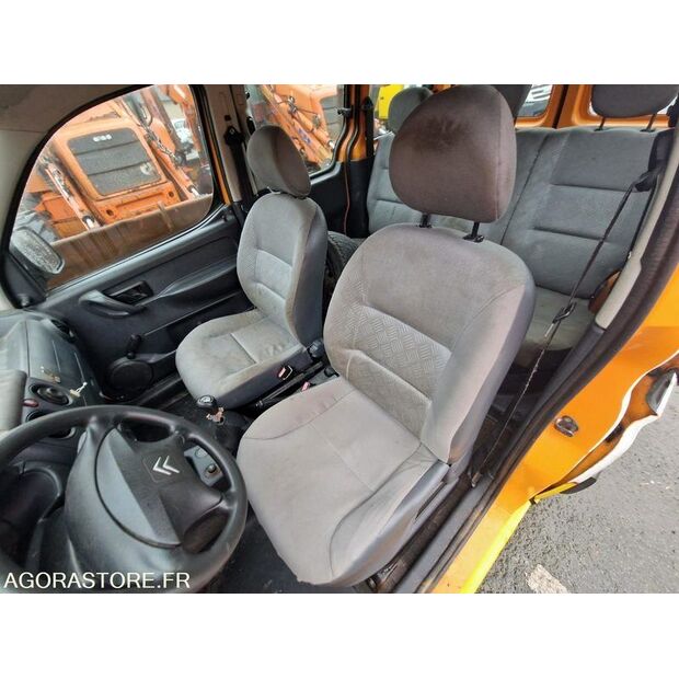 2004 سيتروين BERLINGO-43242241