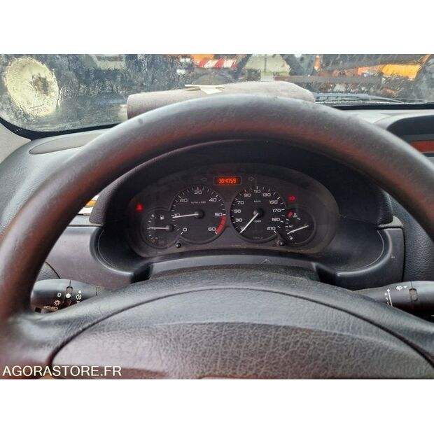 2004 سيتروين BERLINGO-43242245