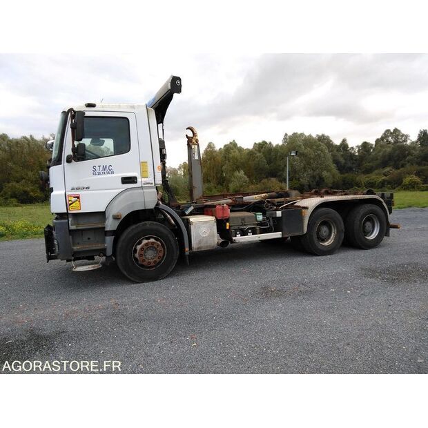 2007 مرسيدس بنز 2636-43242600