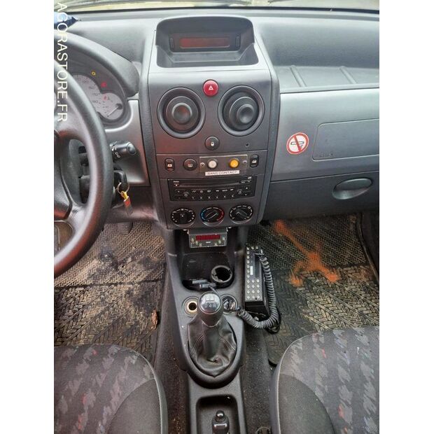 2008 سيتروين BERLINGO-43242735