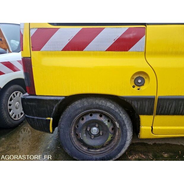 2008 سيتروين BERLINGO-43242743