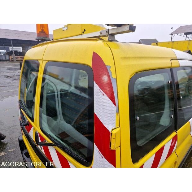 2008 سيتروين BERLINGO-43242745