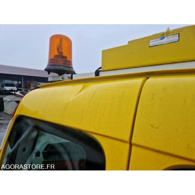 2008 سيتروين BERLINGO-43242746