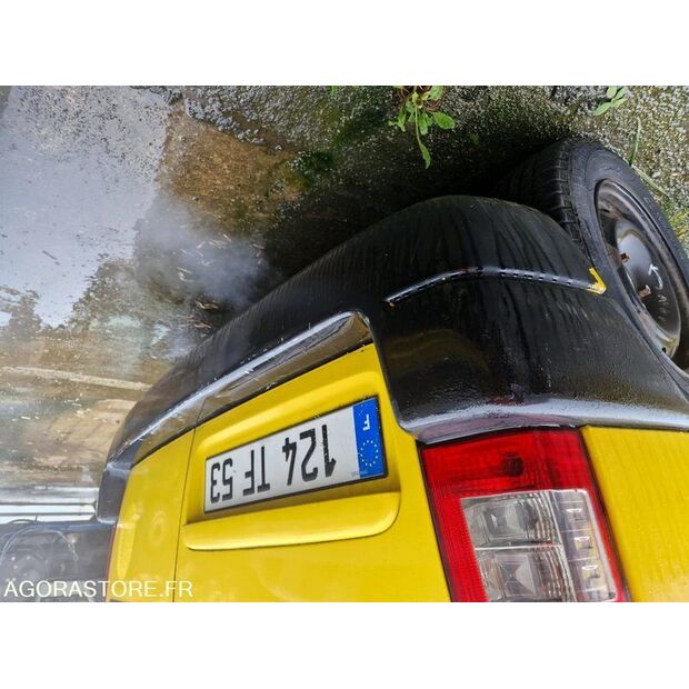 2008 سيتروين BERLINGO-43242747