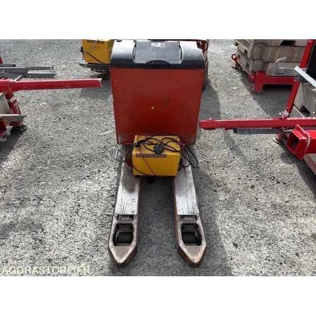 2002 Fenwick T18-43242971