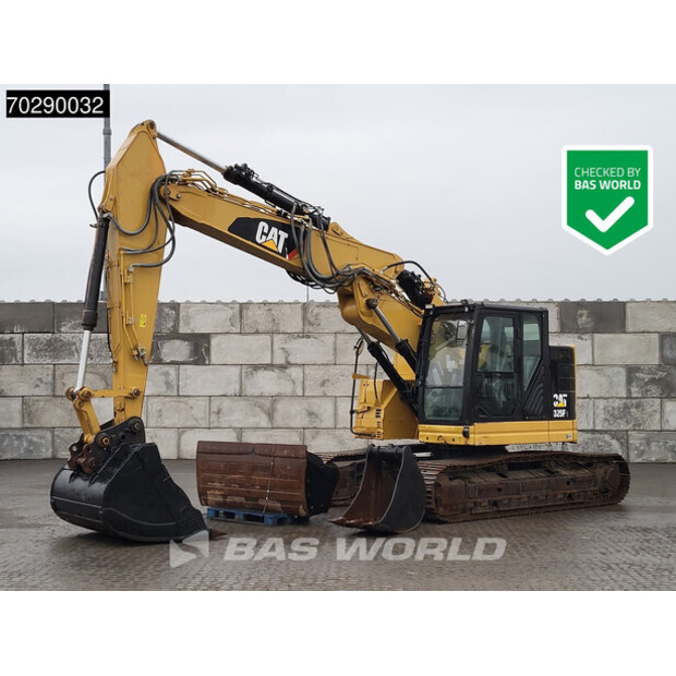 2018 Caterpillar 325FL-43243858