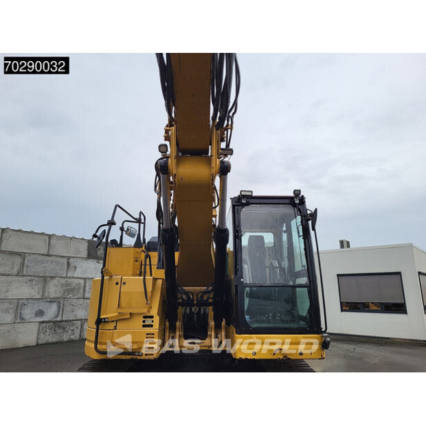 2018 Caterpillar 325FL-43243866