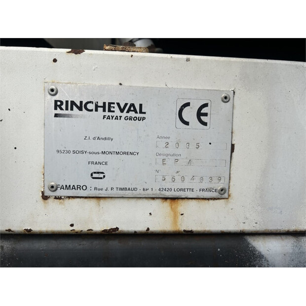 2005 رينو Rincheval-43243887
