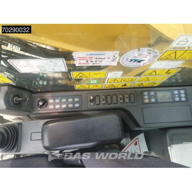 2018 Caterpillar 325FL-43243964