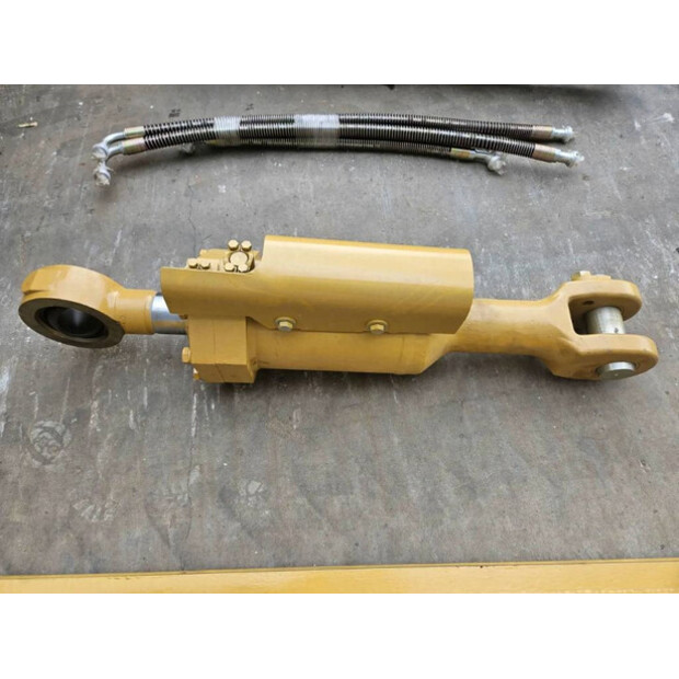 2025 Caterpillar D8N-43244197