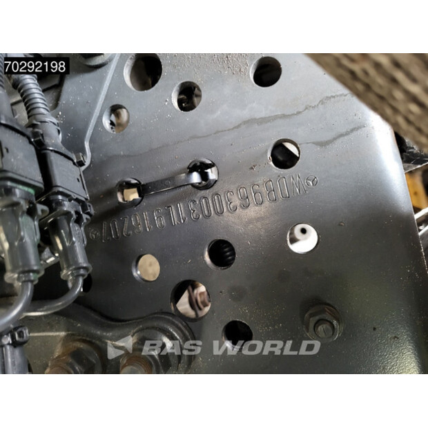 2014 Mercedes-Benz Antos 1927-43245214