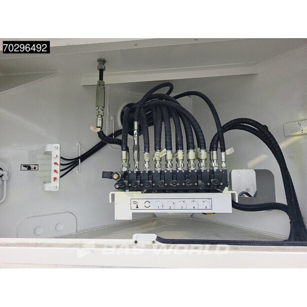 2025 Mercedes-Benz Arocs 2646-43245726