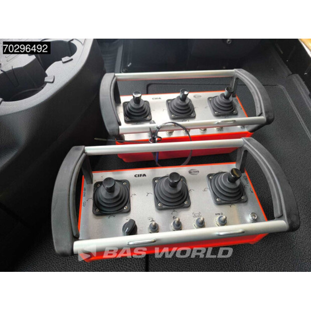 2025 Mercedes-Benz Arocs 2646-43245742