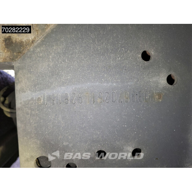 2014 مرسيدس بنز Atego 1324-43246106