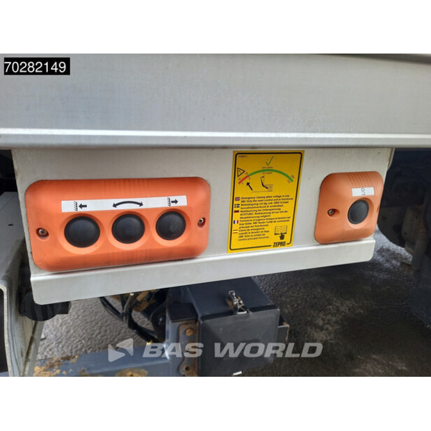 2017 مرسيدس بنز Atego 1524-43246502