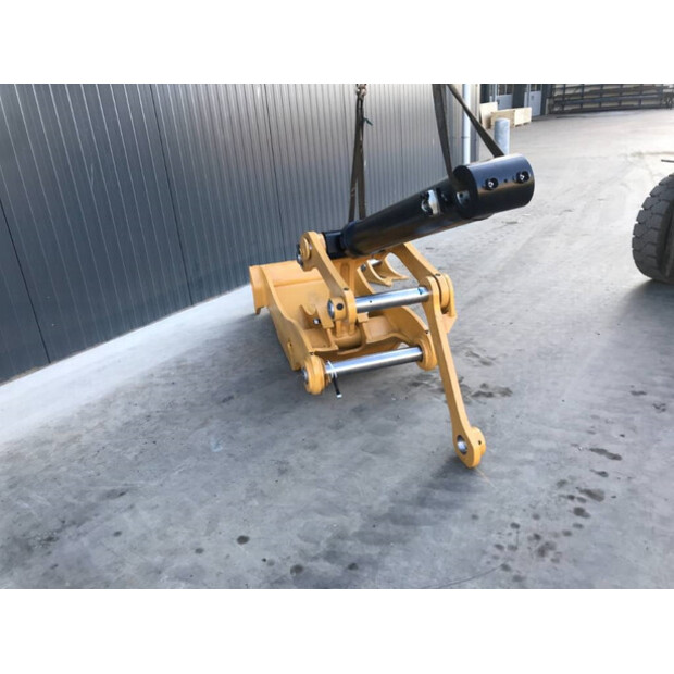 2025 Caterpillar 320D-43246622