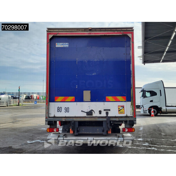 2018 Renault D210-43246772