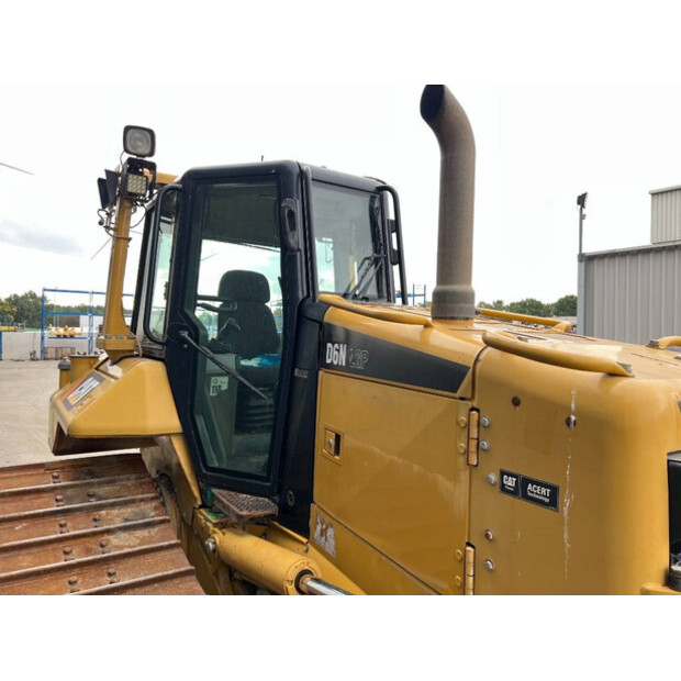 2011 كاتربيلر D6N LGP-43247328