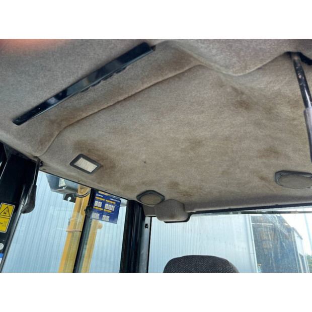 2011 كاتربيلر D6N LGP-43247348