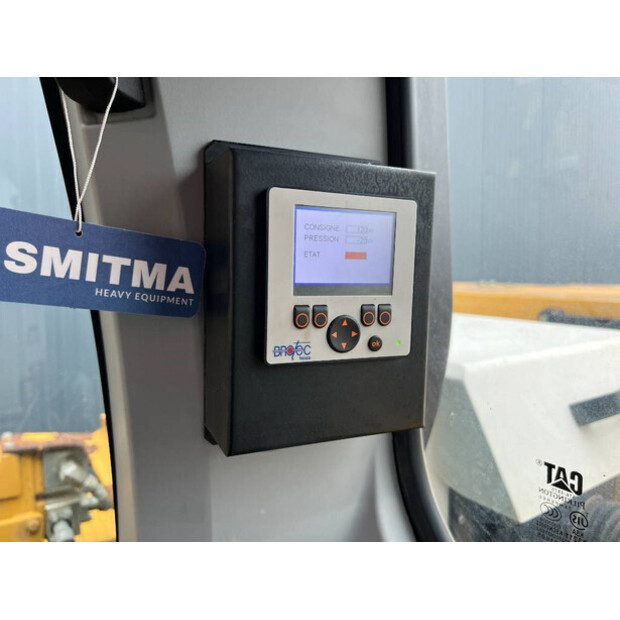 2018 كاتربيلر 323-43247935