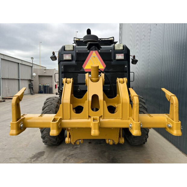 2011 Caterpillar 140M2 AWD-43249455