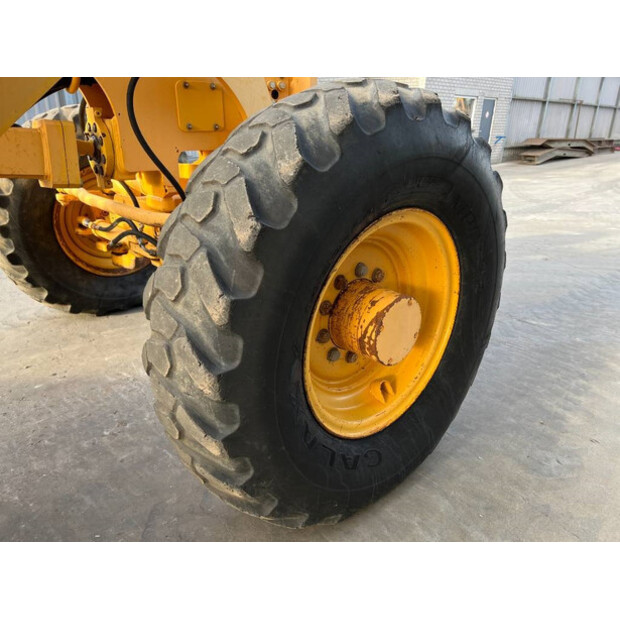 2014 Volvo G930B-43249568