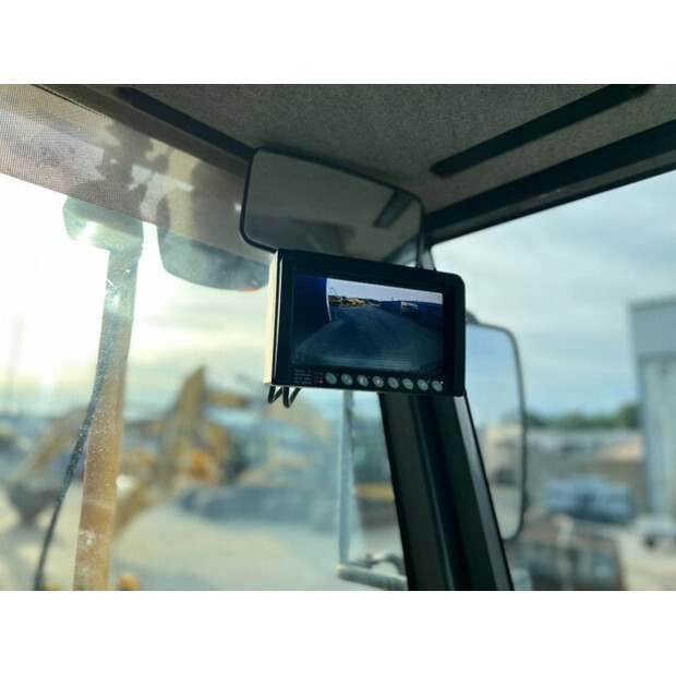 2014 Volvo G930B-43249574