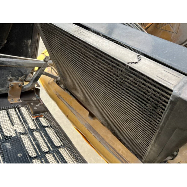 2007 كاتربيلر 740-43249918