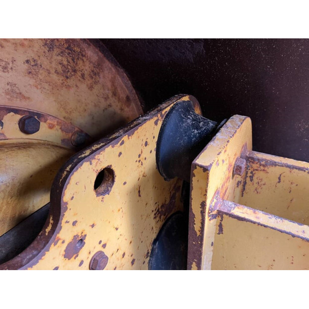 2011 Caterpillar CP76-43250666