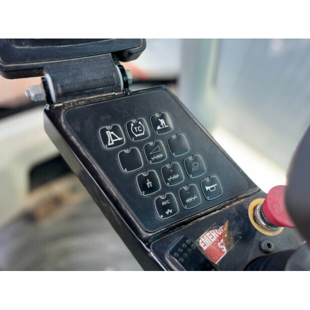 2013 DYNAPAC CA4600D-43250718