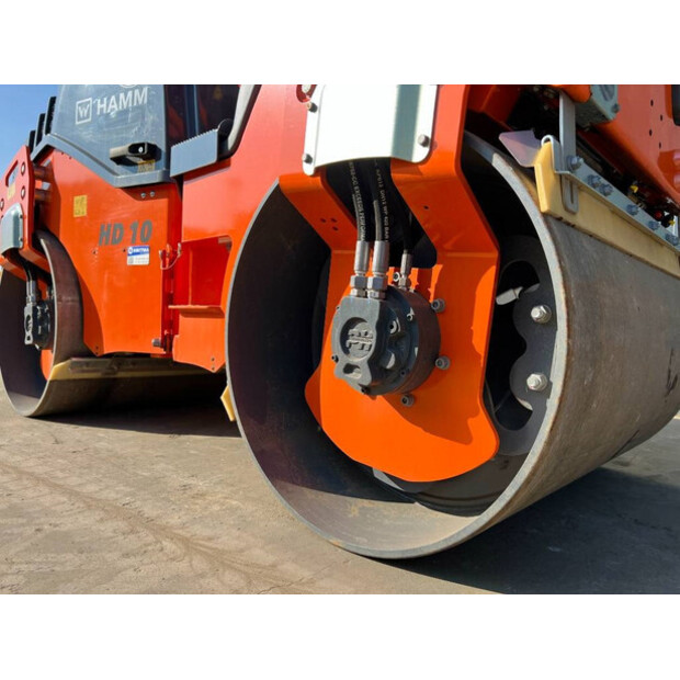 2023 HAMM HD10VV-43250884