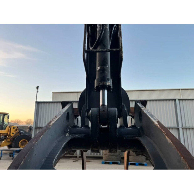 2012 FUCHS MHL454-43250989