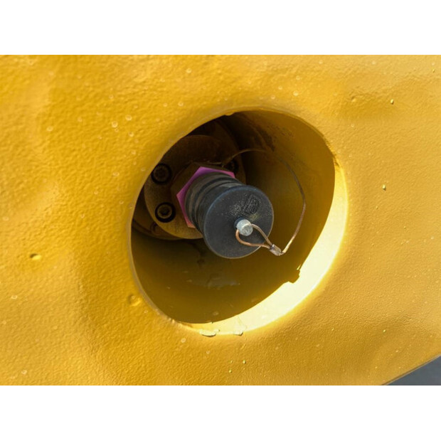 2005 كاتربيلر 740 WATER TRUCK-43251138