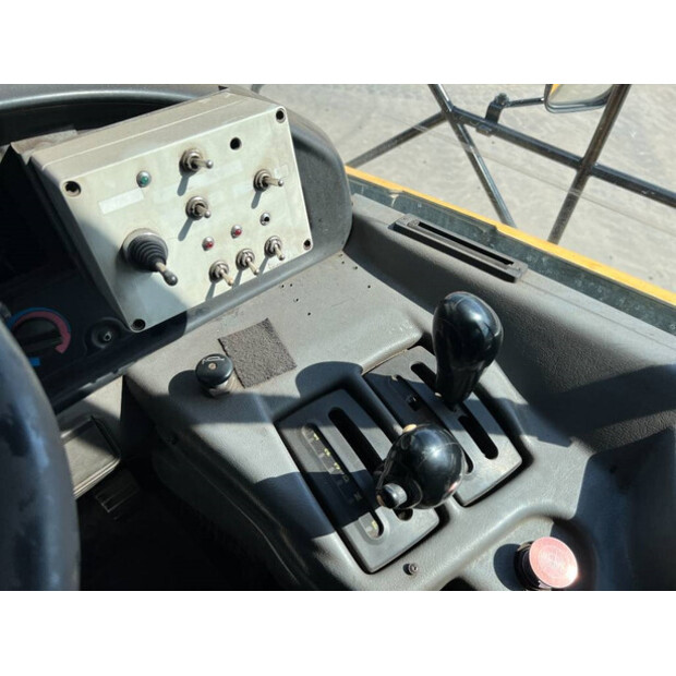 2005 كاتربيلر 740 WATER TRUCK-43251152