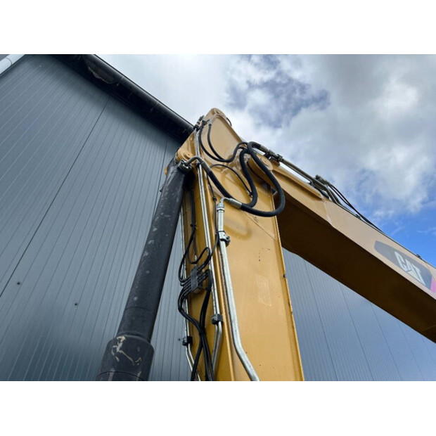 2017 Caterpillar M318F-43251257